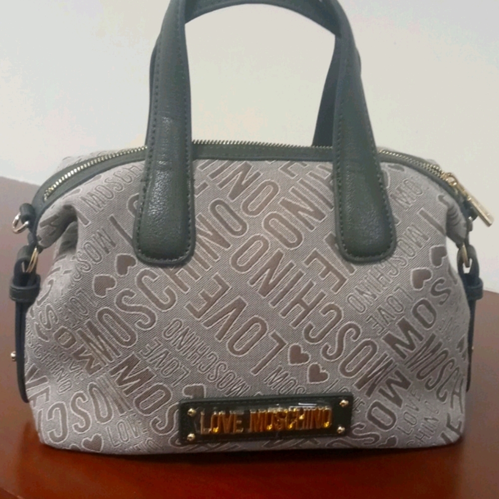 Moschino